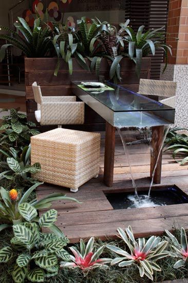 jardim com puffs