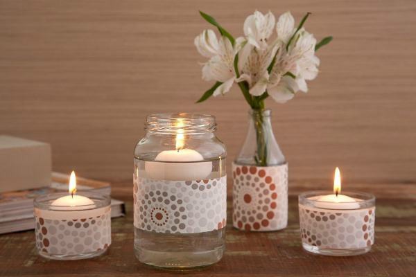 Porta-velas aromáticas com potes de vidro
