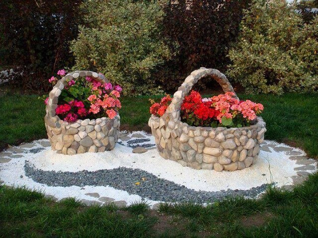 Vasos de pedras para jardim