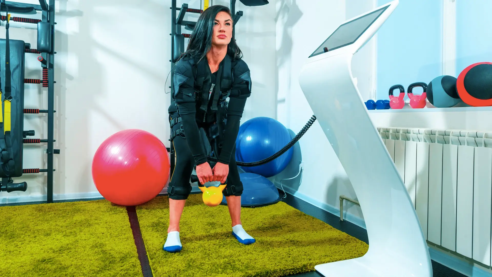 Usar grama sintética para academia